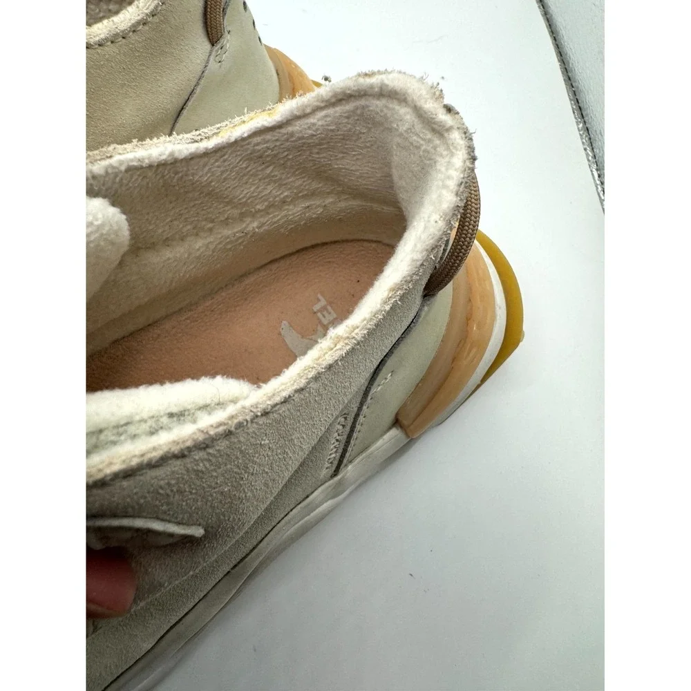 Sorel Kinetic RNEGD Caribou Women 7 Chalk Canoe Faux Fur Waterproof Sneaker Boot